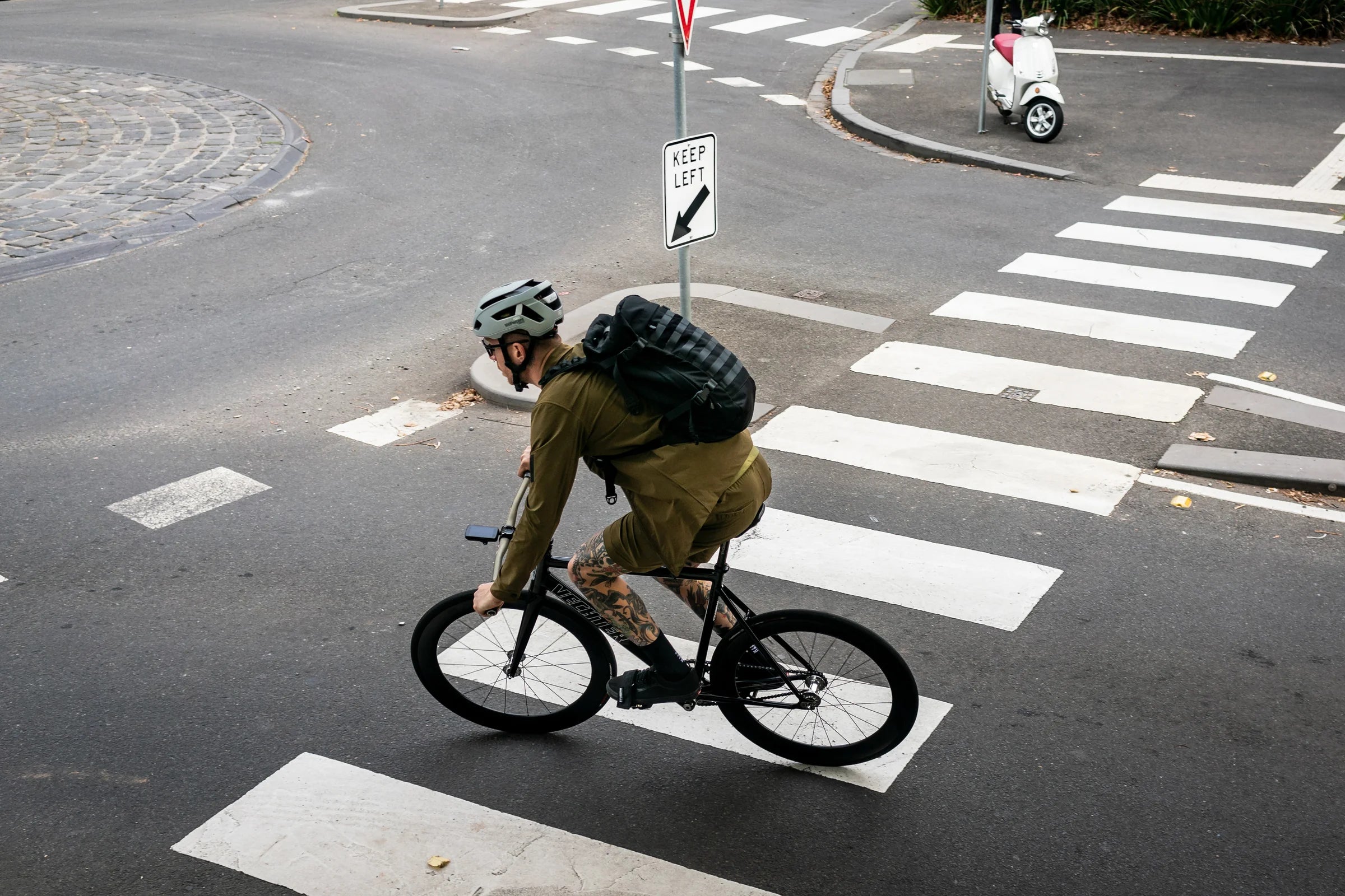 8 Stretches Every Cyclist Should Do Before a Ride