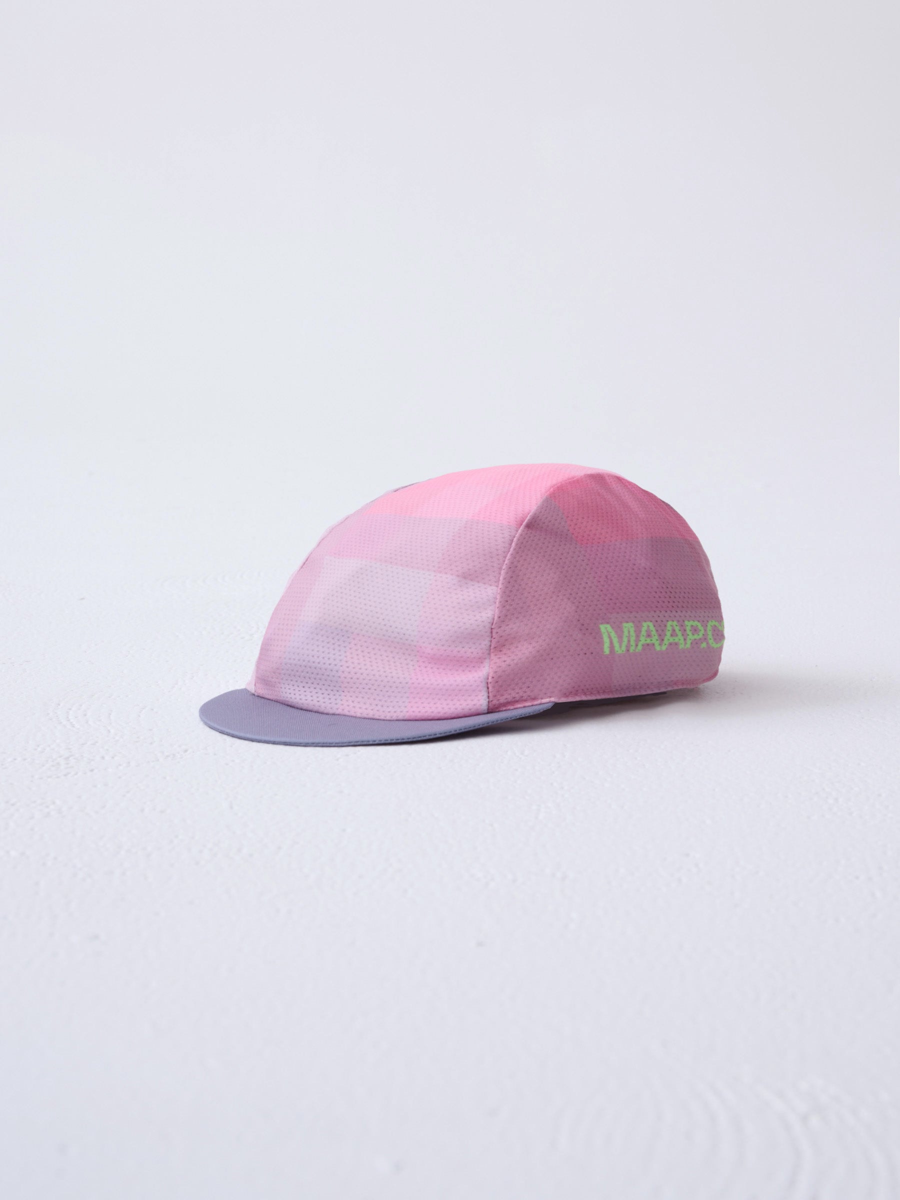Blur cap 25