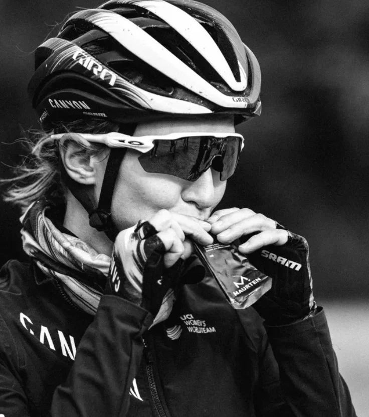 Science in Sport: Hydration Gel Packs and Snacks