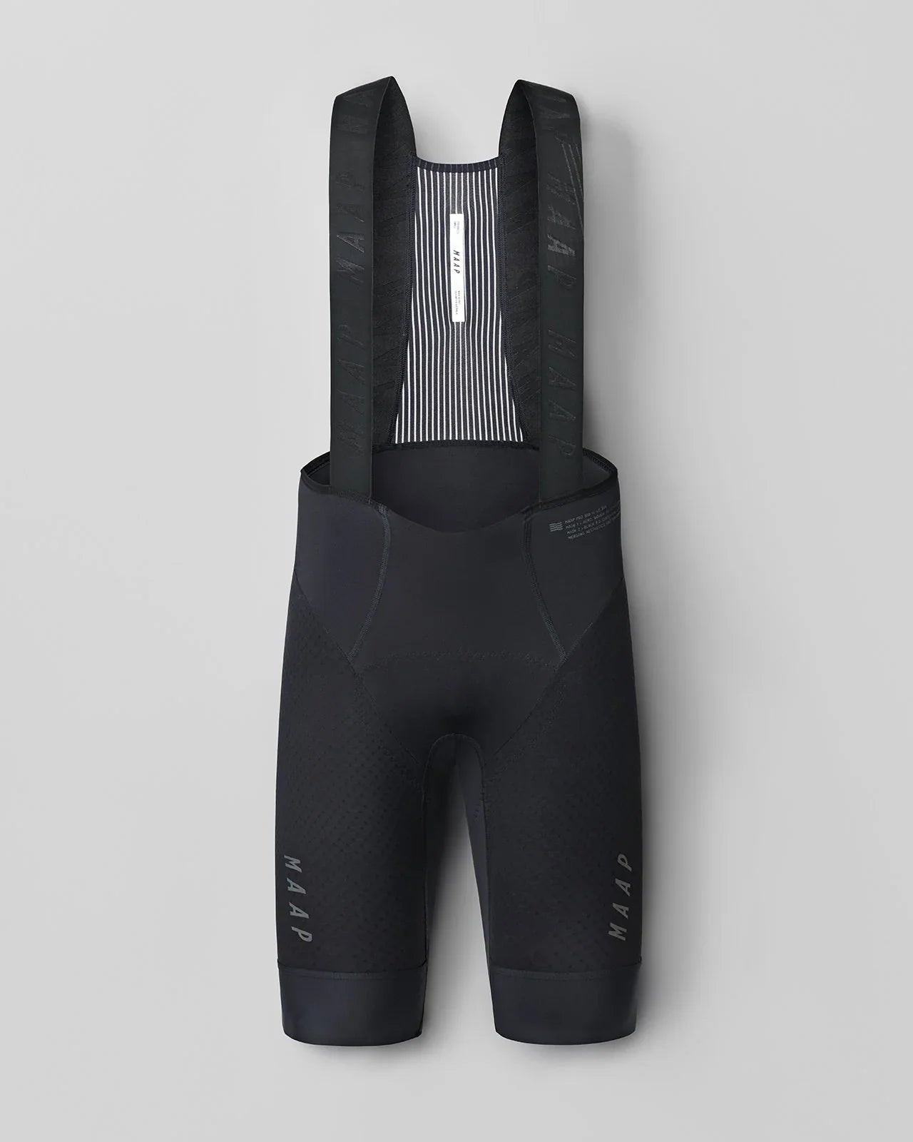 How to Pee in Bib Shorts