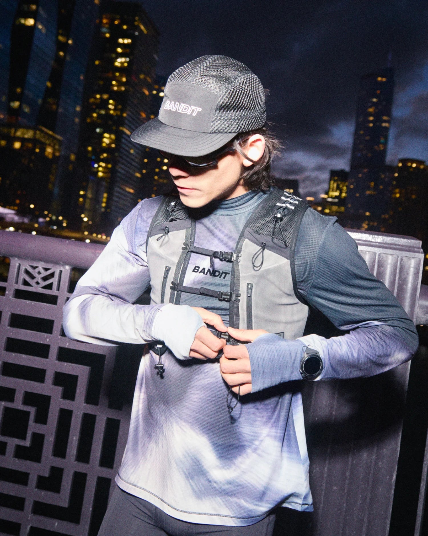 Bandit Open Mesh Reflective Run Hat - Black