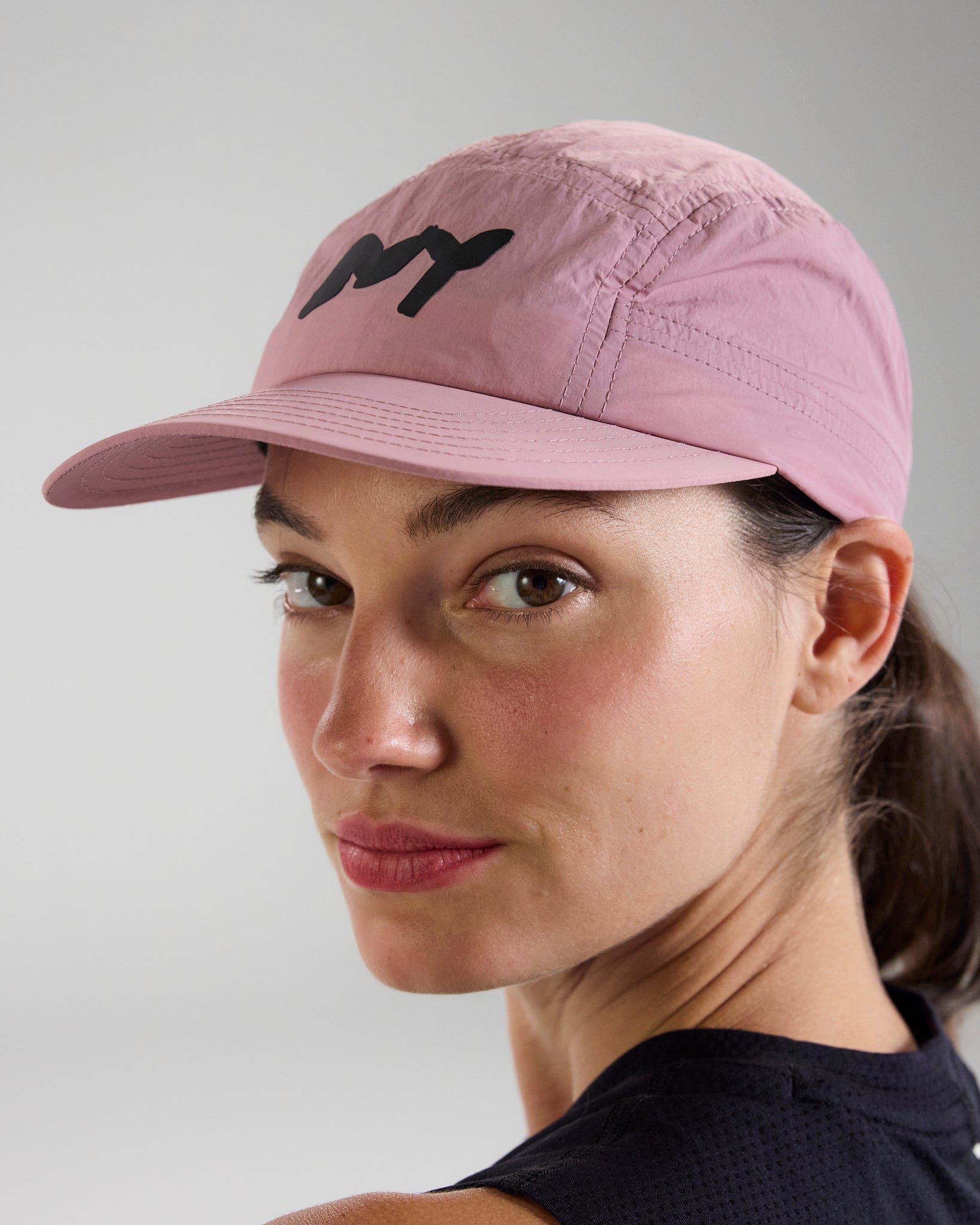 Nylon &quot;Graffiti NY&quot; Run Hat - Mauve