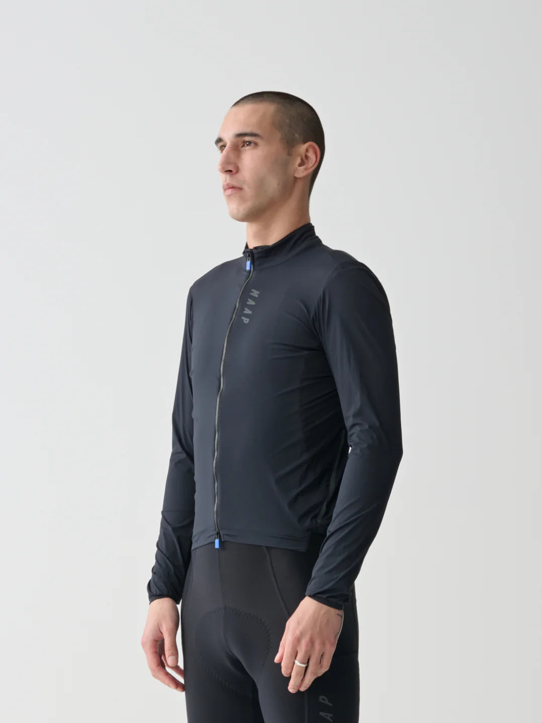 TEAM FLOW JACKET - JET BLACK