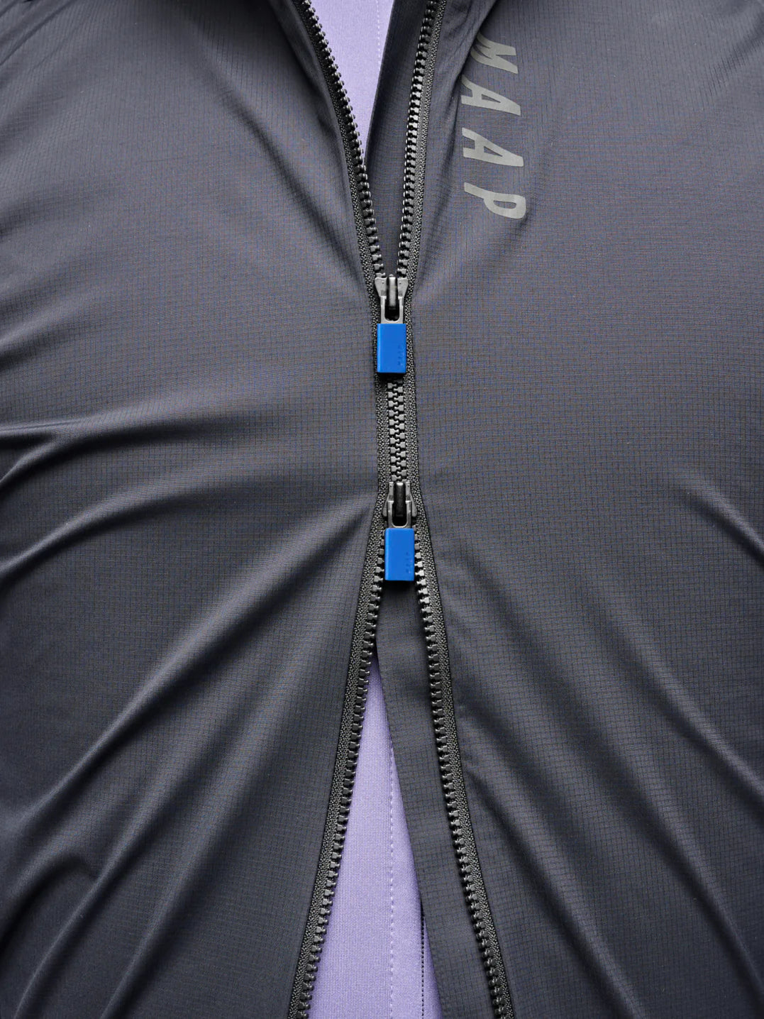 TEAM FLOW VEST - JET BLACK