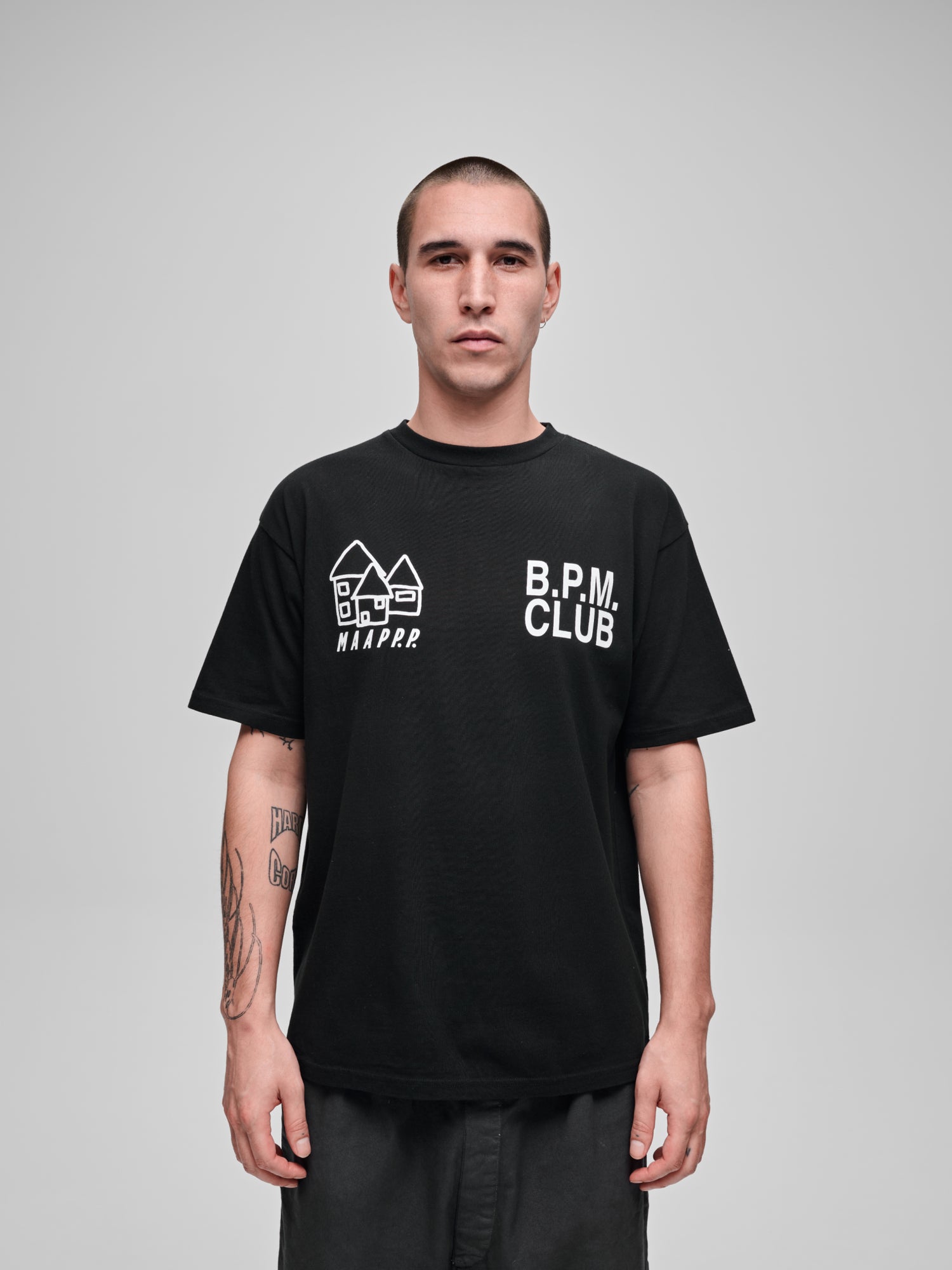 PUBLIC POSSESSION X MAAP SS TEE - Black