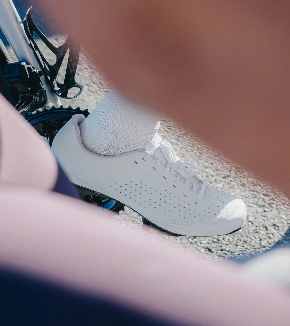 M PRO LACE