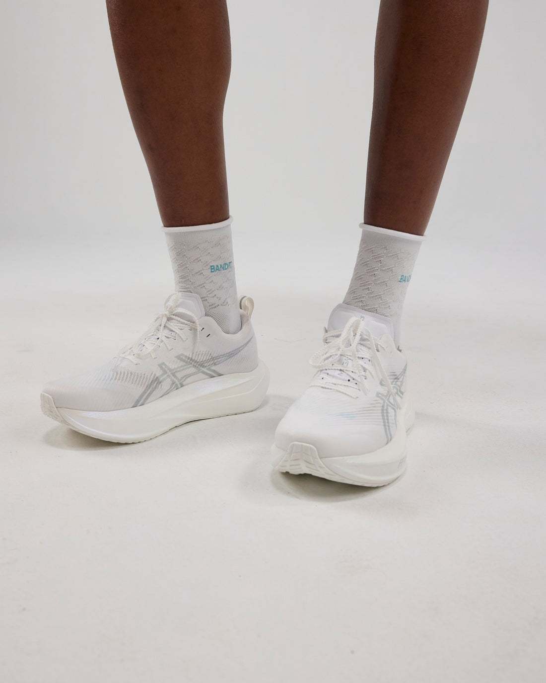 Grid Knit™ Run Socks - White with Vintage Blue (2 Pack)