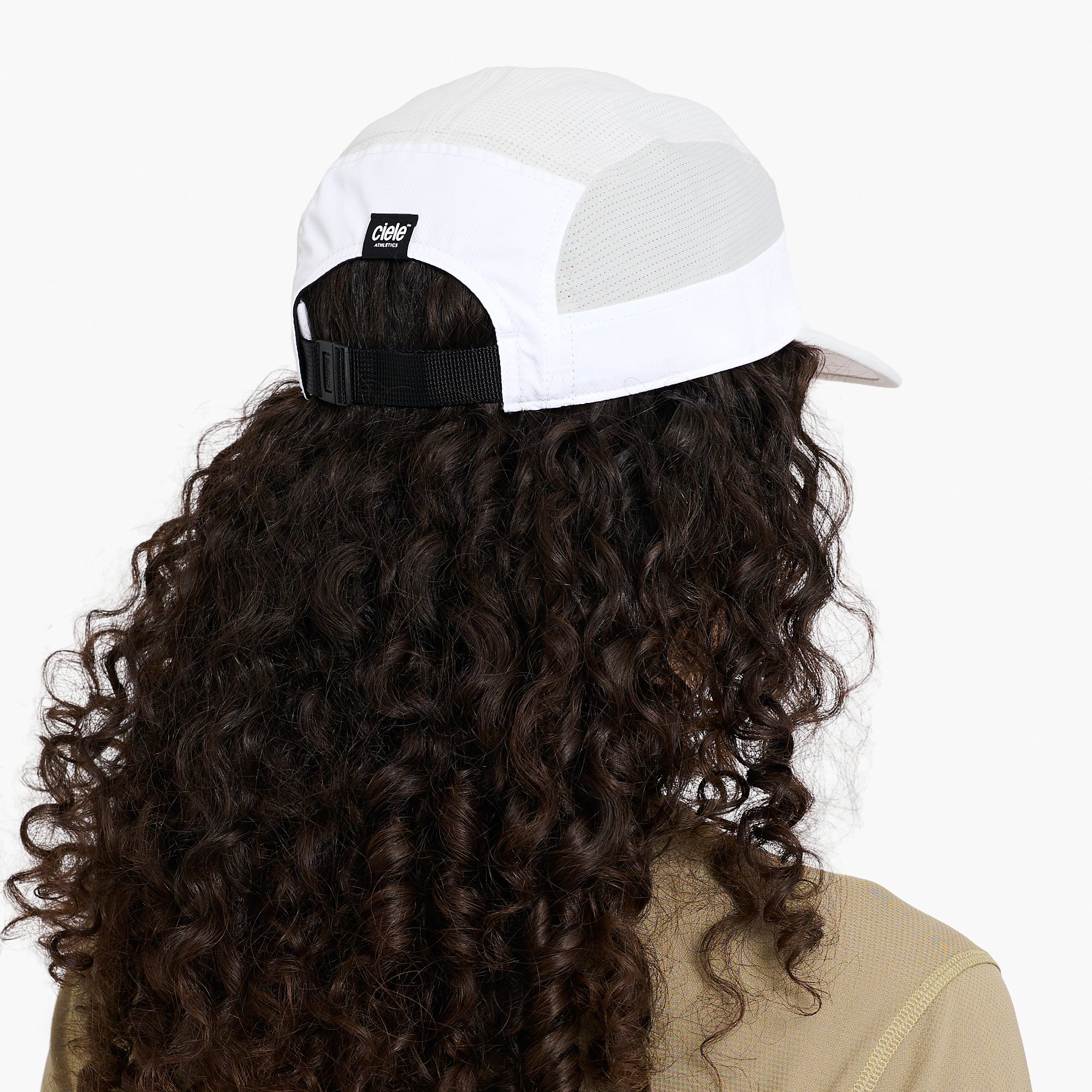 GOCap - Field - Iconic Bar - White