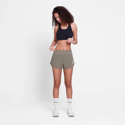 W Pace Shorts 3” - Taupe